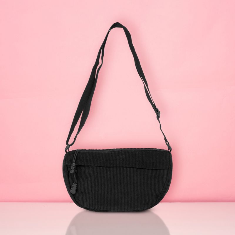 Bolso-de-moda-miniso-media-luna-estilo-preppy-pana-negro-Miniso-2-16590