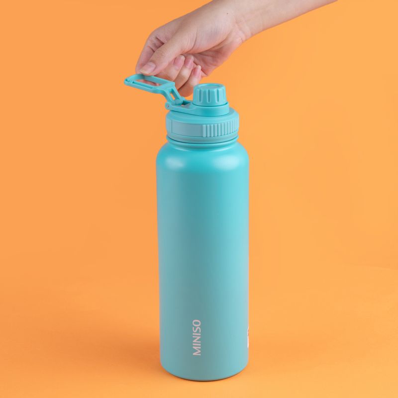 Vaso-de-acero-inoxidable-de-mano-de-color-solido-1400l-verde-Miniso-2-18410