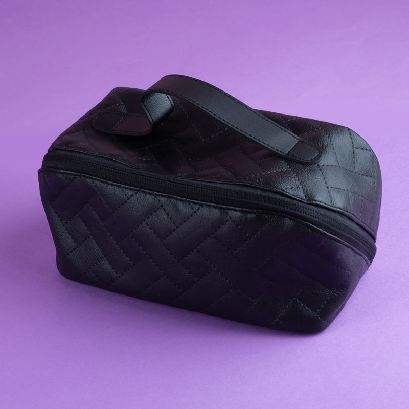 Cosmetiquera-miniso-acolchada-con-asa-negro-Miniso-6-18128