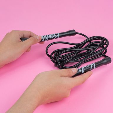 Fitness cuerda para saltar de la colección barbie negra -  Barbie
