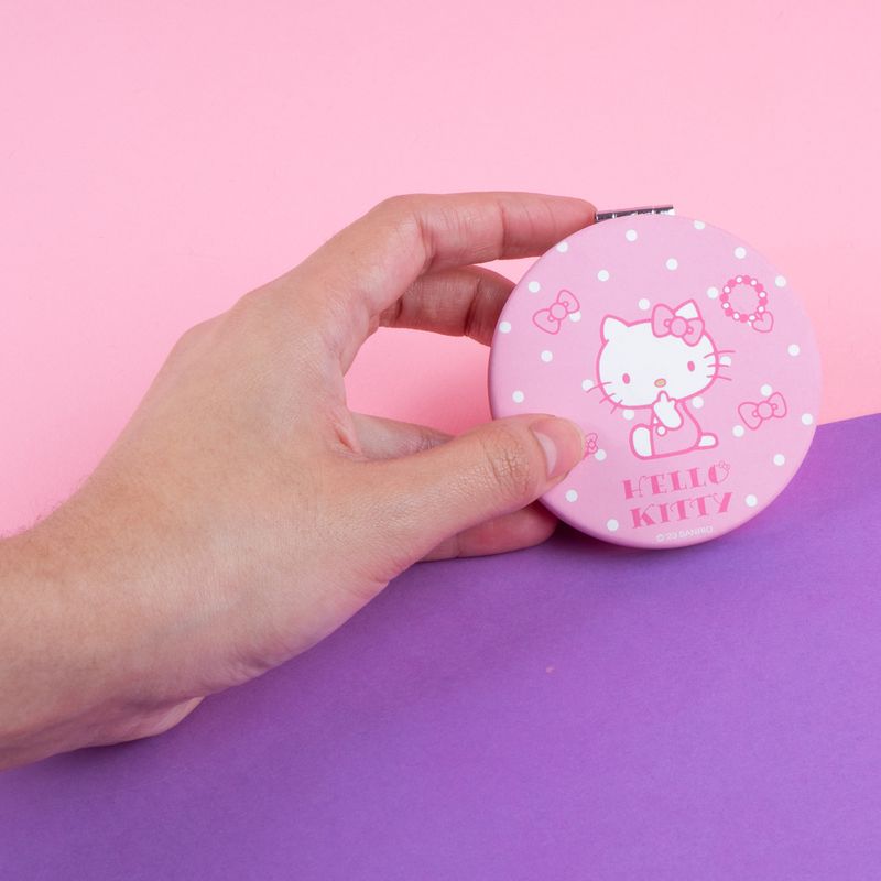 Espejo-de-doble-cara-hello-kitty-beauty-diary-series-Sanrio-2-18112