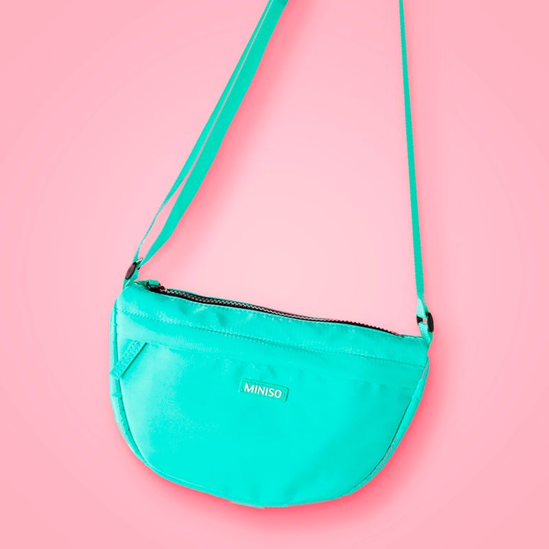 Bolso-crossbody-miniso-colecci-n-viaja-con-estilo-aqua-Miniso-3-16977