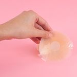 Brasier-adhesivo-invisible-ultradelgado-redondo-nude-Miniso-2-18630