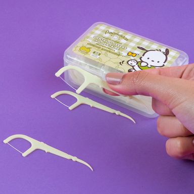 Hilo dental sabor fruta pochacco  50 unidades -  Sanrio