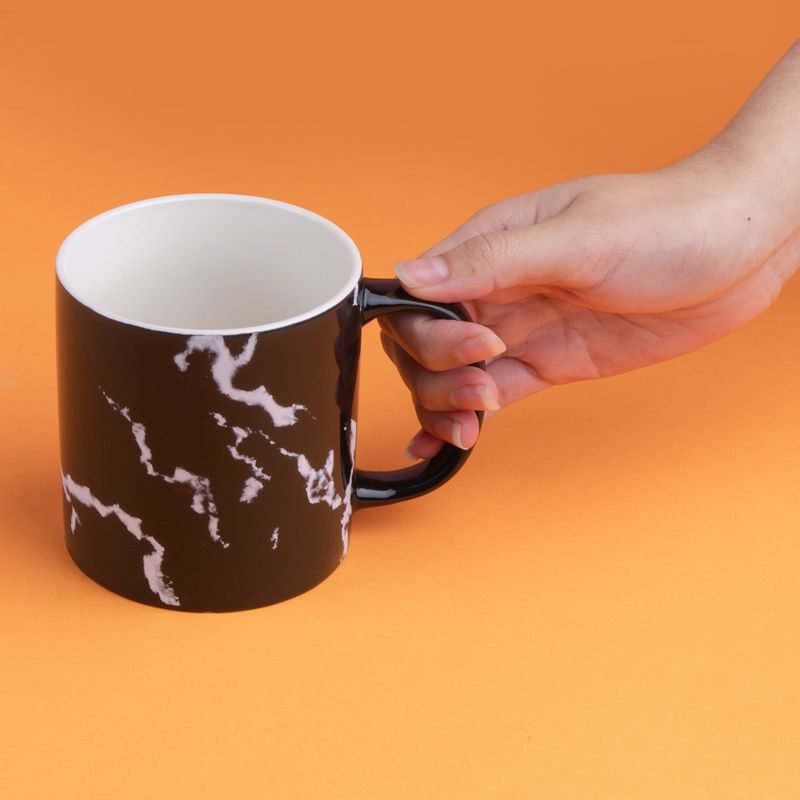 Taza-de-cer-mica-con-patron-de-marmol-serie-black-white-440-ml-negro-Black-White-2-19572