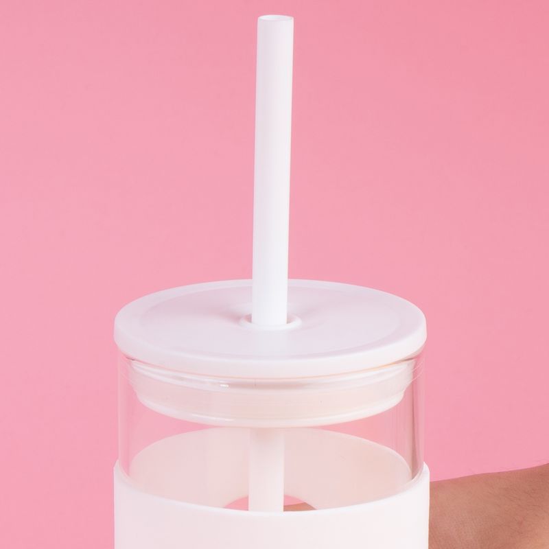 Tomatodo-de-vidrio-con-funda-de-silicona-de-color-s-lido-475-ml-blanco-Miniso-8-19564