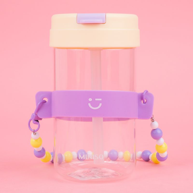 Vaso-de-pl-stico-con-tapa-abatible-y-correa-con-cuentas-500-ml-amarillo-Miniso-8-20200