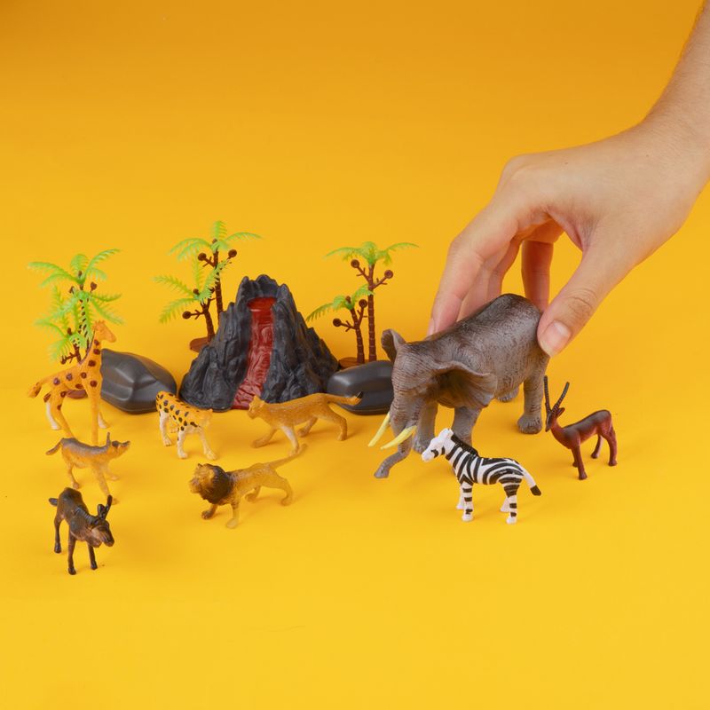 Set-para-jugar-tacho-de-animales-de-la-selva-8-5cm-x15-5cm-serie-miniso-Miniso-2-20045