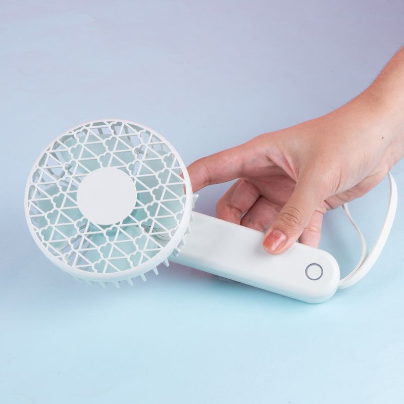 Ventilador-giratorio-color-verde-claro-Miniso-2-4933