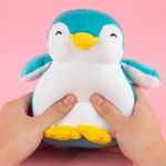 Peluche-mini-pen-pen-de-17-cm-cian-serie-mini-family-Mini-Family-2-20362