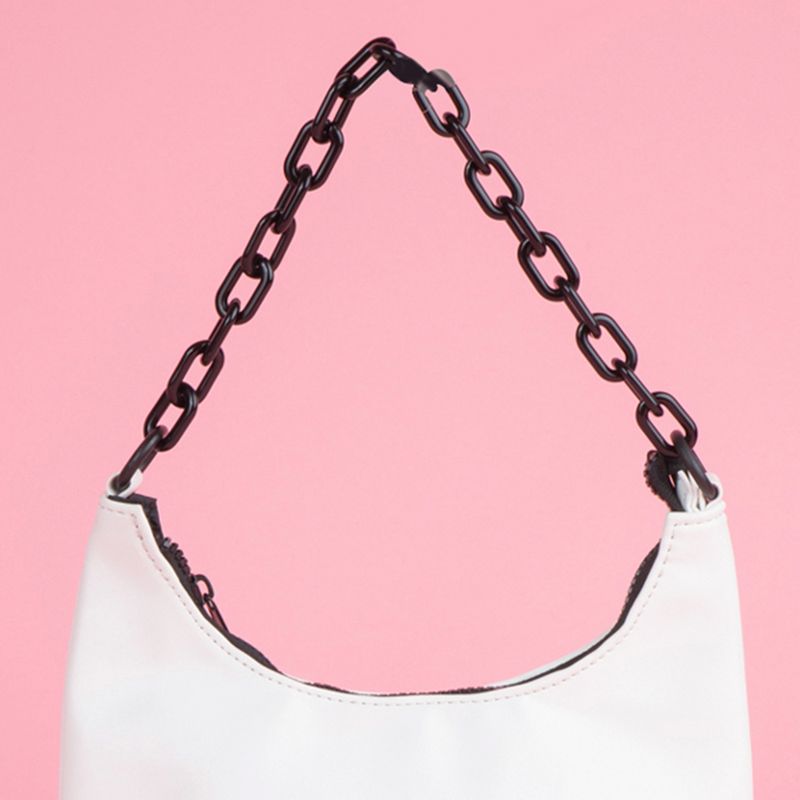 Bolso-hobo-serie-black-white-cadena-blanco-Miniso-3-20849