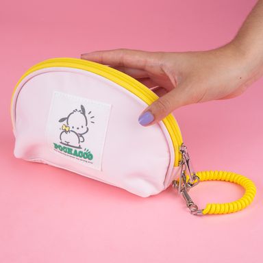 Cosmetiquera semi circular sanrio pochacco -  Sanrio