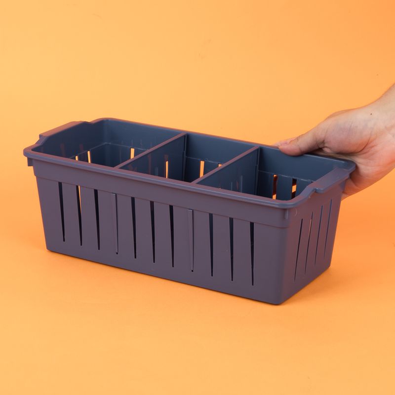 Organizador-con-divisores-M-azul-Miniso-2-21324