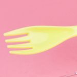 Juego-de-cubiertos-port-til-colorido-amarillo-con-estuche-Miniso-5-21292