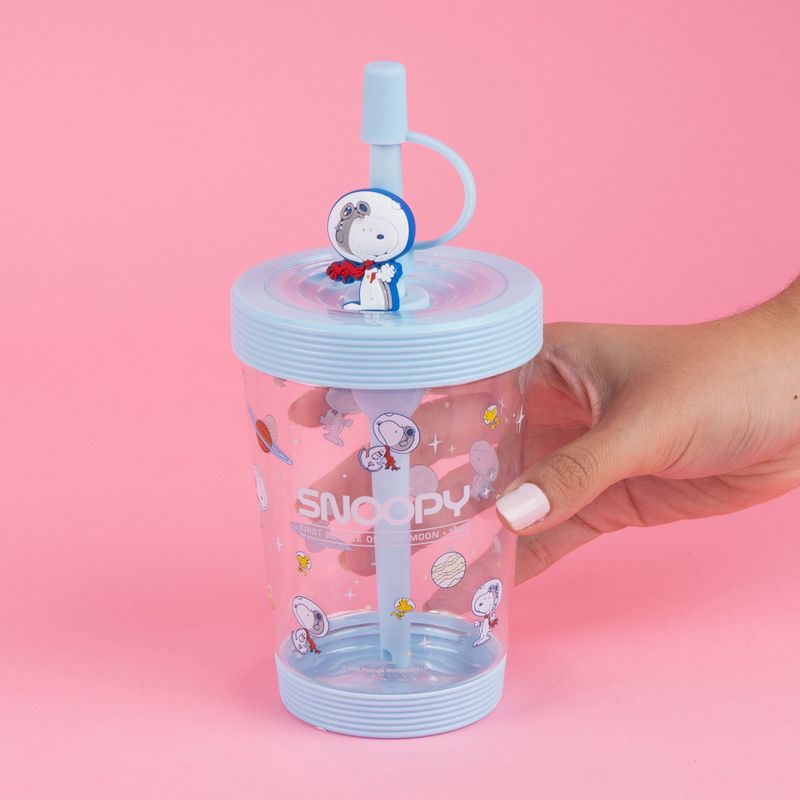 Vaso-de-pl-stico-port-til-de-la-colecci-n-snoopy-the-little-space-explorer-535-ml-Snoopy-2-21570
