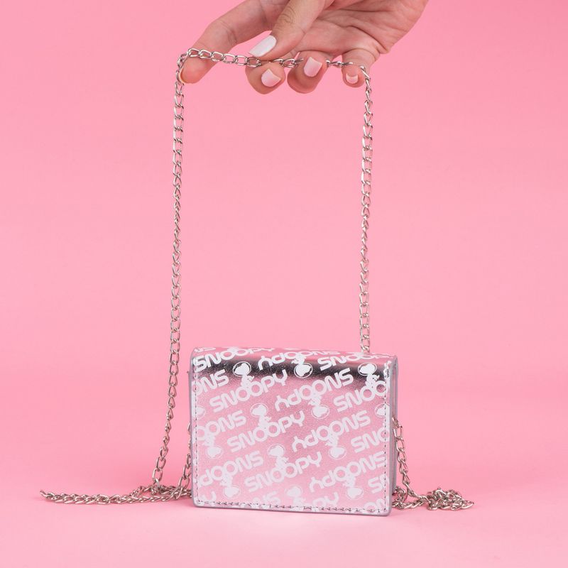 Bolso-mini-crossbody-snoopy-serie-little-space-explorer-plateado-Snoopy-2-21581