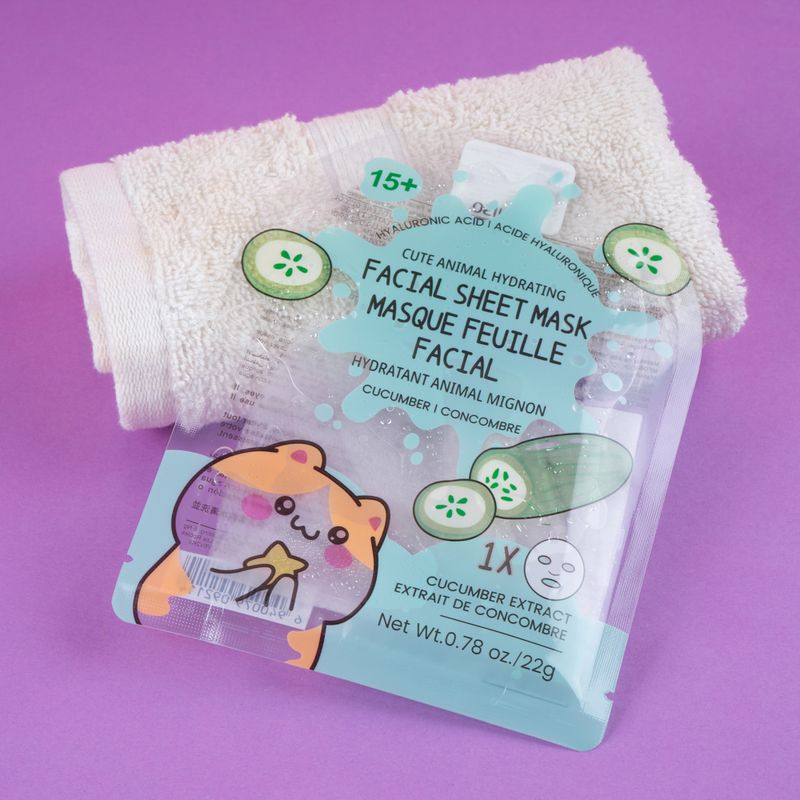 Mascarilla-facial-hidratante-cute-animal-pepino-Miniso-5-21709