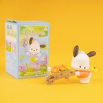 Blindbox-con-figura-sanrio-pochacco-flores-Sanrio-7-21711