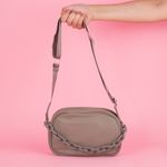 Bolso-crossbody-miniso-serie-cadena-de-acr-lico-beige-Miniso-2-21863