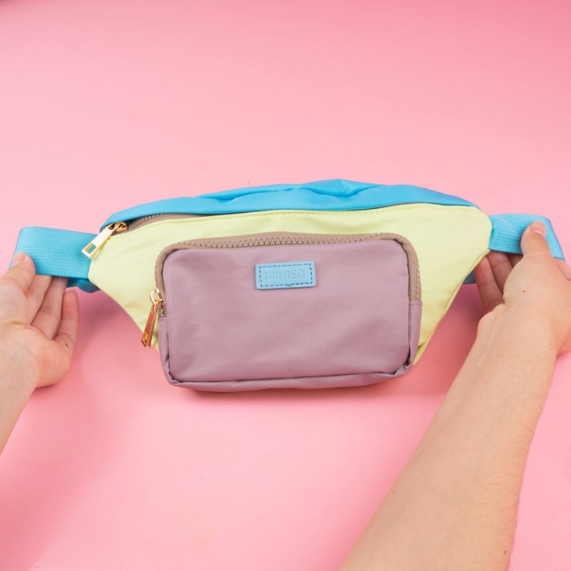 Bolso-estilo-cangurera-miniso-serie-bloques-de-color-verde-Miniso-2-21946
