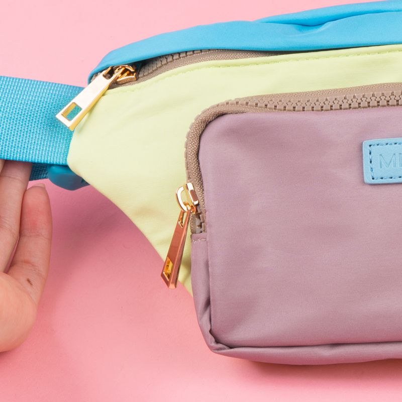 Bolso-estilo-cangurera-miniso-serie-bloques-de-color-verde-Miniso-7-21946