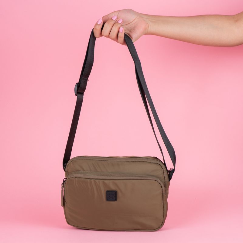 Bolso-crossbody-miniso-serie-gender-neutral-verde-Miniso-2-21949