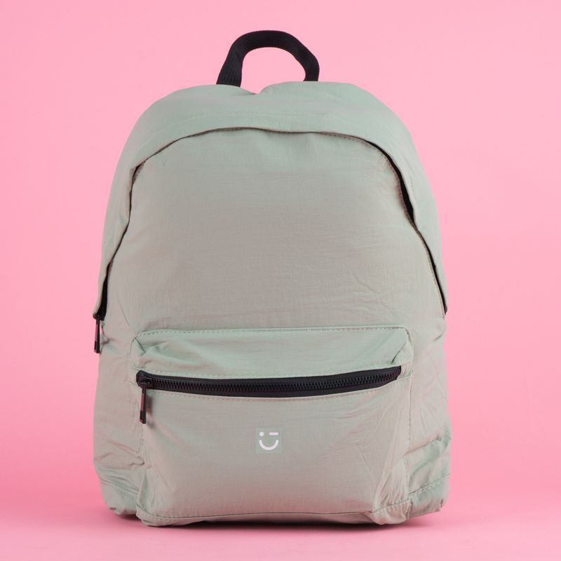 Mochila-de-moda-colecci-n-careculture-verde-Miniso-3-22063