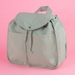 Mochila-de-moda-con-solapa-colecci-n-careculture-verde-Miniso-7-22066