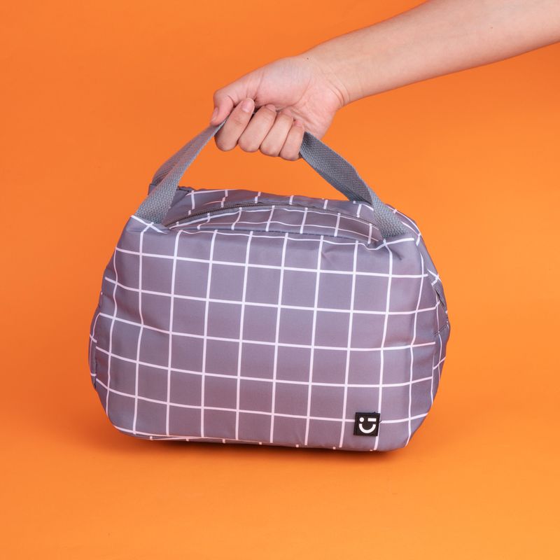 Lonchera-miniso-serie-geom-trico-cuadros-gris-Miniso-2-22092