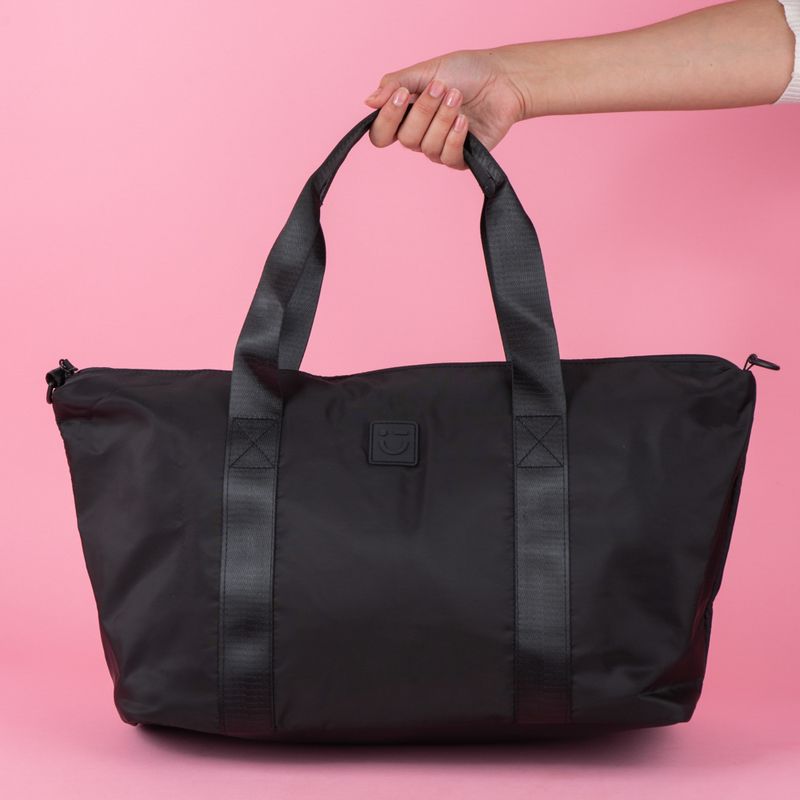 Bolso-tote-maxi-miniso-serie-gender-neutral-negro-Miniso-2-22098