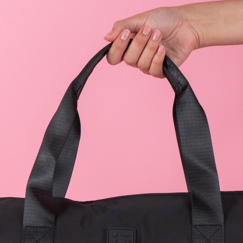 Bolso-tote-maxi-miniso-serie-gender-neutral-negro-Miniso-7-22098