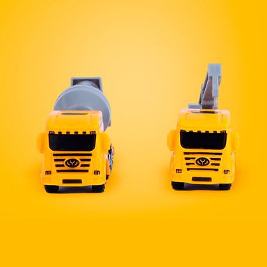 Juguete terrestre vehiculo de ingenieria deslizante set 4 uds de 8cm x 3.5cm x 5cm serie miniso -  Miniso