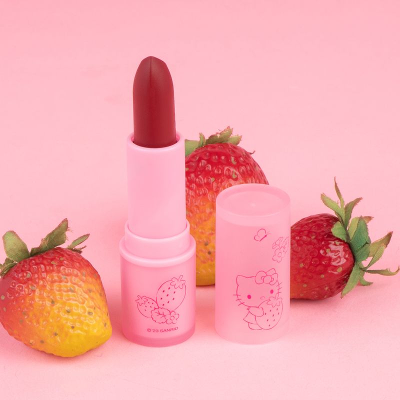 Personajes-de-sanrio-strawberry-collection-barra-de-labios-04-Sanrio-2-22391