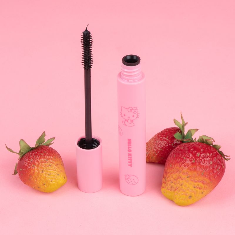 Mascara-de-pesta-as-sanrio-strawberry-collection-negro-Sanrio-4-22395