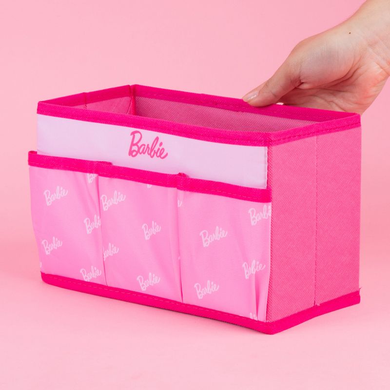 Organizador-de-tela-barbie-collection-con-3-bolsillos-laterales-rosa-24x24cm-Barbie-2-17276