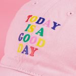 Gorra-de-b-isbol-miniso-serie-rainbow-rosa-Miniso-3-23159