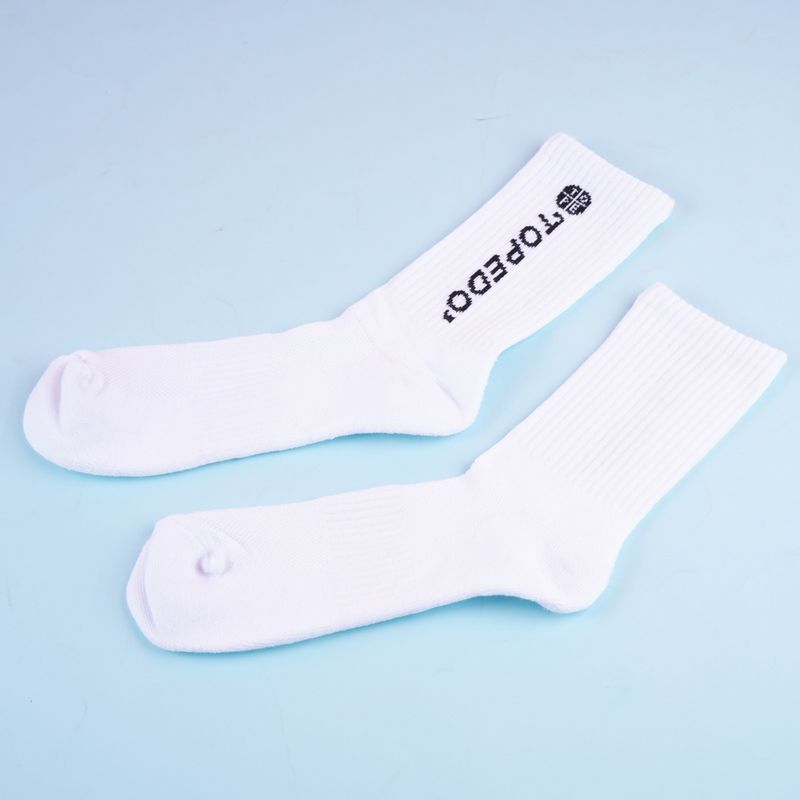 Medias-deportivas-largas-miniso-blanco-3-pares-Miniso-3-22175