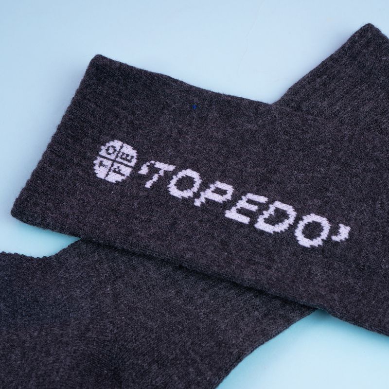 Medias-deportivas-largas-miniso-gris-3-pares-Miniso-5-22177