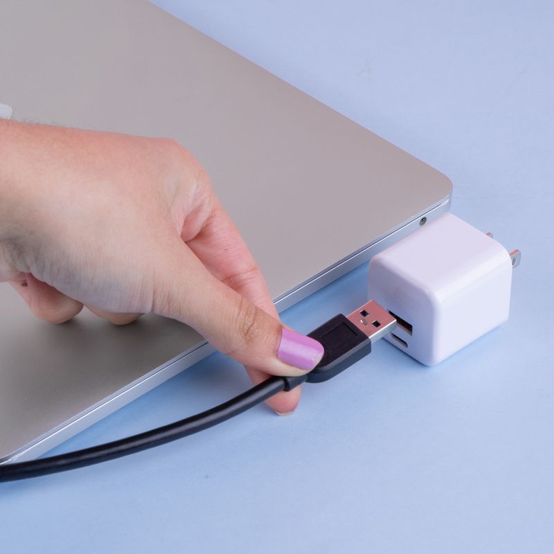 Minicargador-r-pido-33w-doble-puerto-usb-y-tipo-c-mod-st810-miniso-Miniso-2-23416