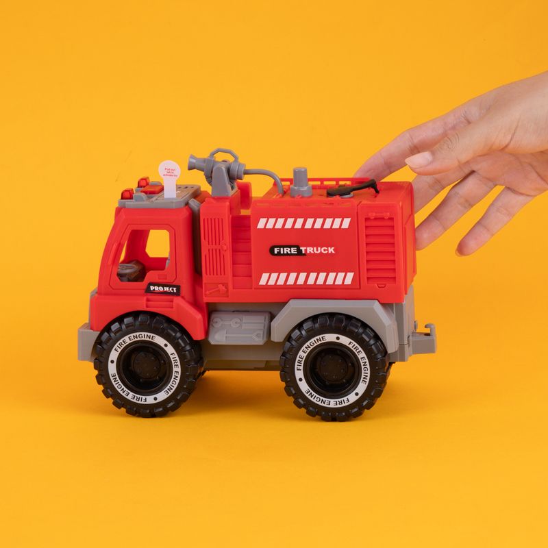 Motor-de-bomberos-con-tanque-de-agua-de-inercia-con-luz-y-sonido-rocia-agua-serie-miniso-Miniso-2-23904