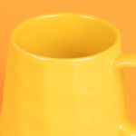 Taza-con-relieve-de-color-solido-360-ml-amarillo-Miniso-5-23922