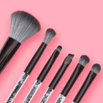Brochas-de-maquillaje-con-bolsa-con-cremallera-6-piezas-gris-Miniso-2-24254