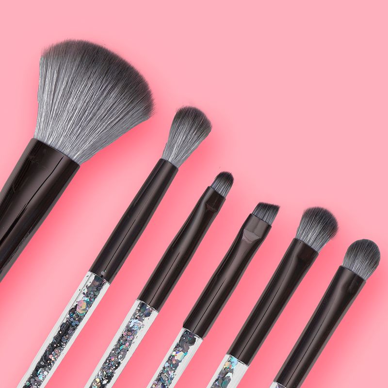 Brochas-de-maquillaje-con-bolsa-con-cremallera-6-piezas-gris-Miniso-2-24254