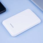 Power-bank-ultra-delgada-10000mah-mod-f71-blanco-Miniso-8-23868
