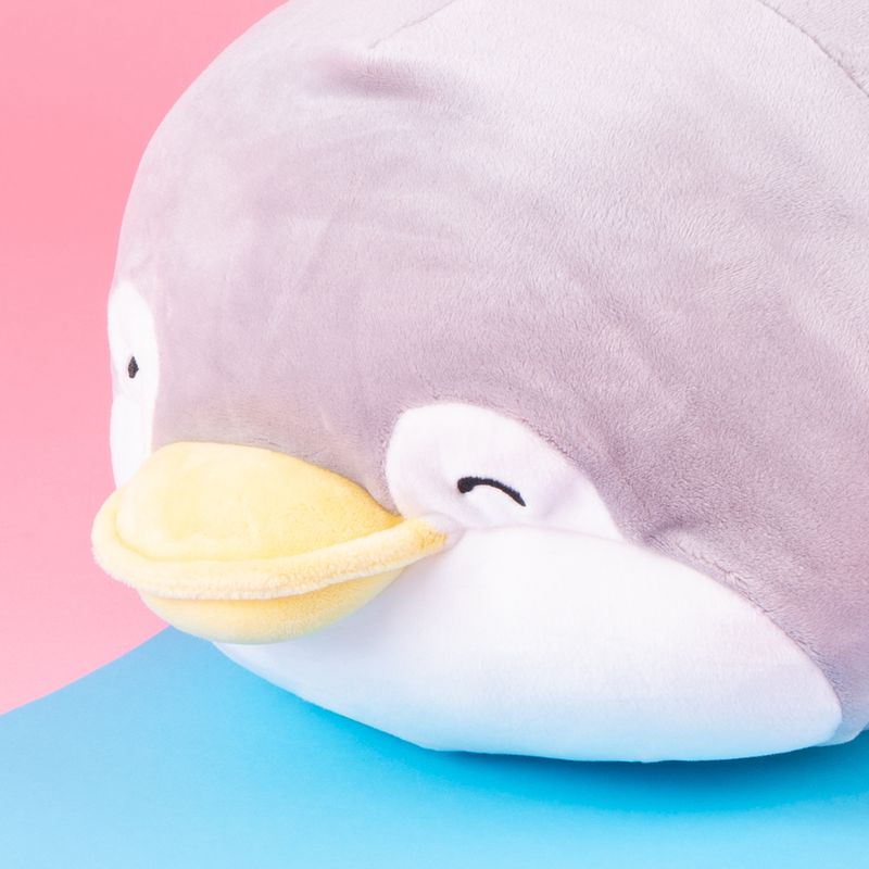 Peluche-63-cm-pinguino-acostado-gris-penman-serie-mini-family-Mini-Family-7-24293
