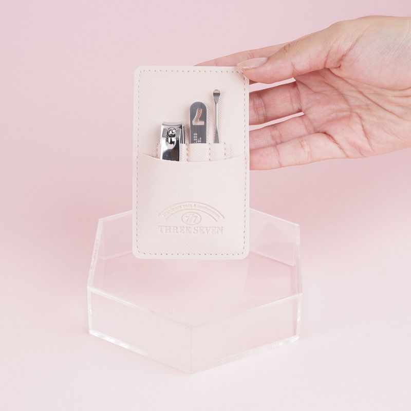 Mini-set-de-cuidado-personal-three-seven-Miniso-2-23778