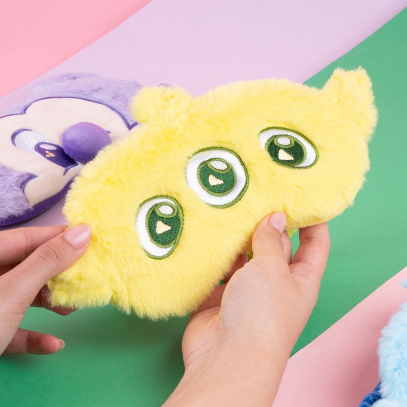 Antifaz-para-dormir-disney-fluffy-festival-peluche-mickey-alien-Disney-2-24998