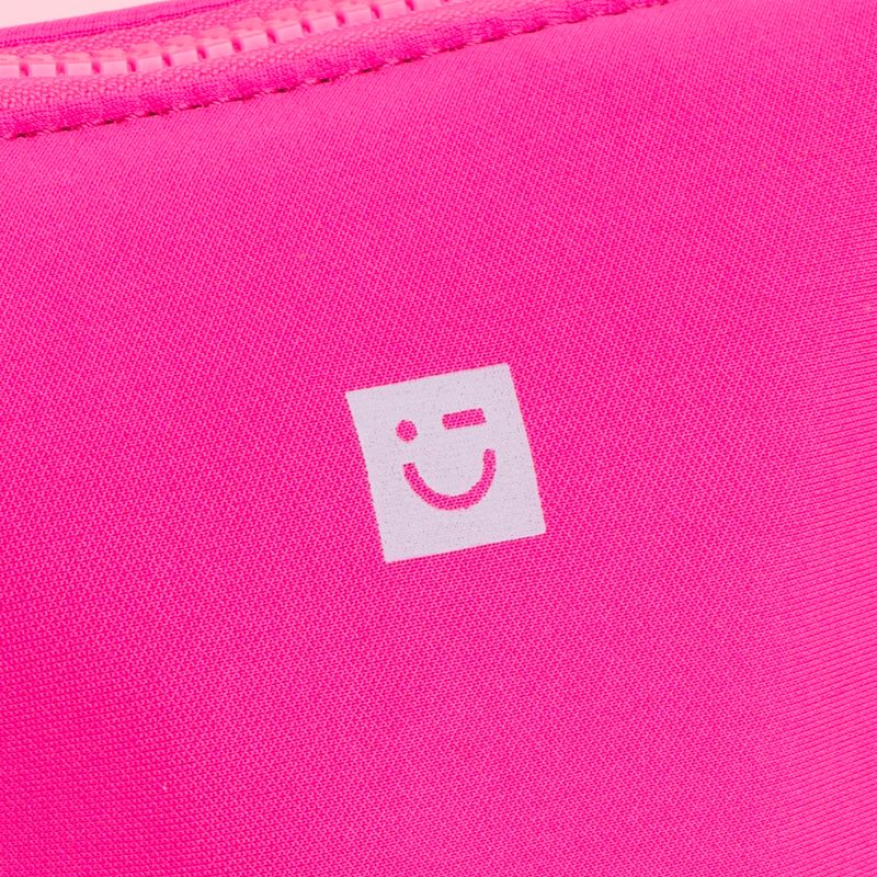 Cosmetiquera-miniso-tela-tipo-esponja-rosa-Miniso-3-25084