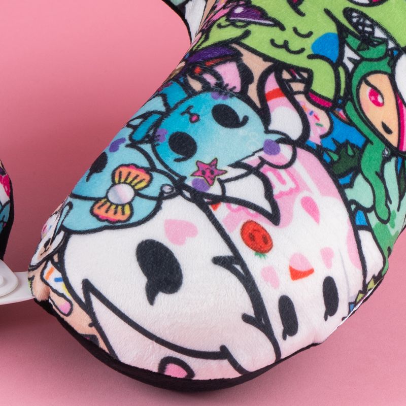 Almohada-de-viaje-tokidoki-collection-de-espuma-viscoel-stica-para-el-cuello-color-negro-Tokidoki-3-25192