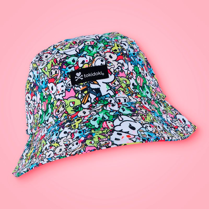 Sombrero-de-cubo-colecci-n-tokidoki-multiprint-negro-Tokidoki-2-25274